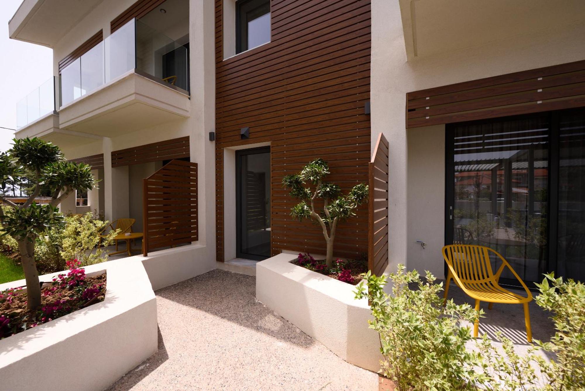 Falena Luxury Rooms Kalyves Polygyrou 外观 照片
