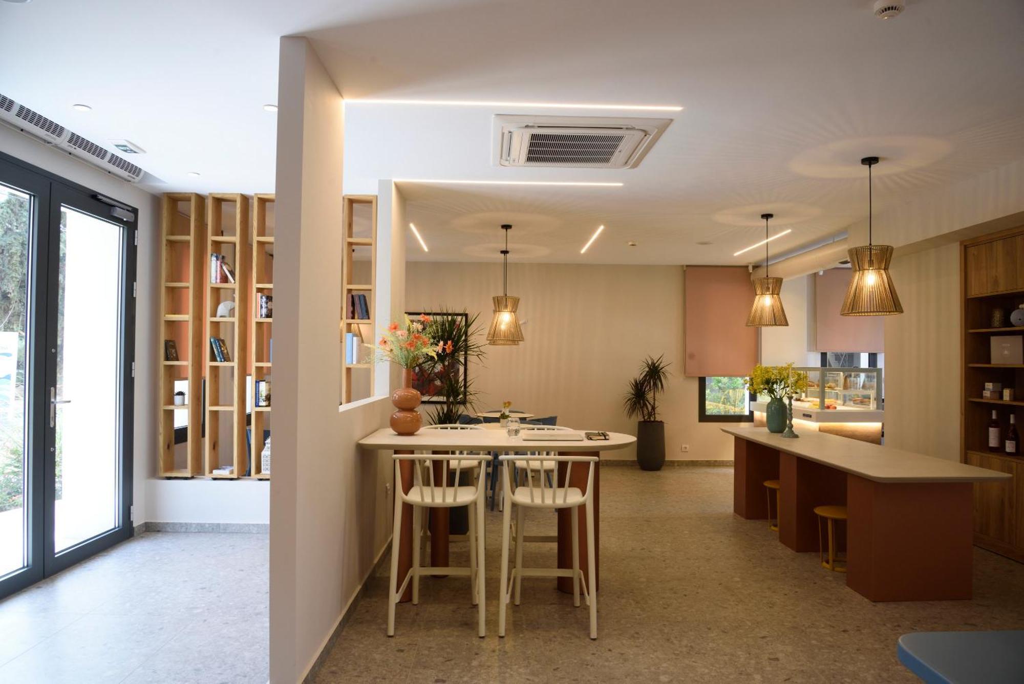 Falena Luxury Rooms Kalyves Polygyrou 外观 照片